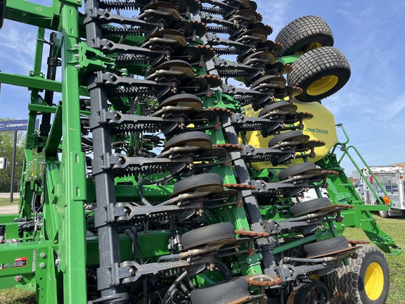 2020 John Deere N540C - Photo22