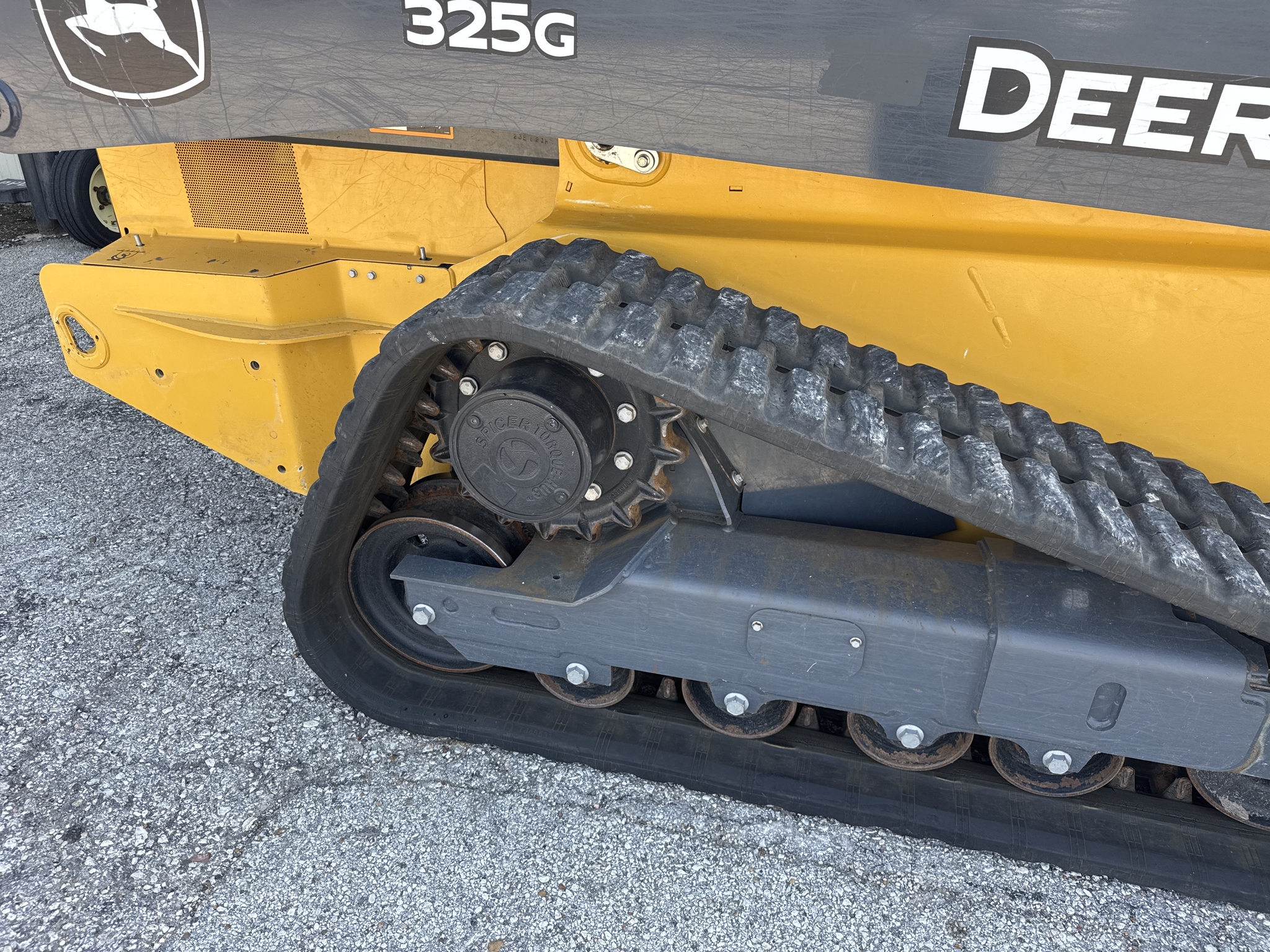 2023 John Deere 325G Image 22