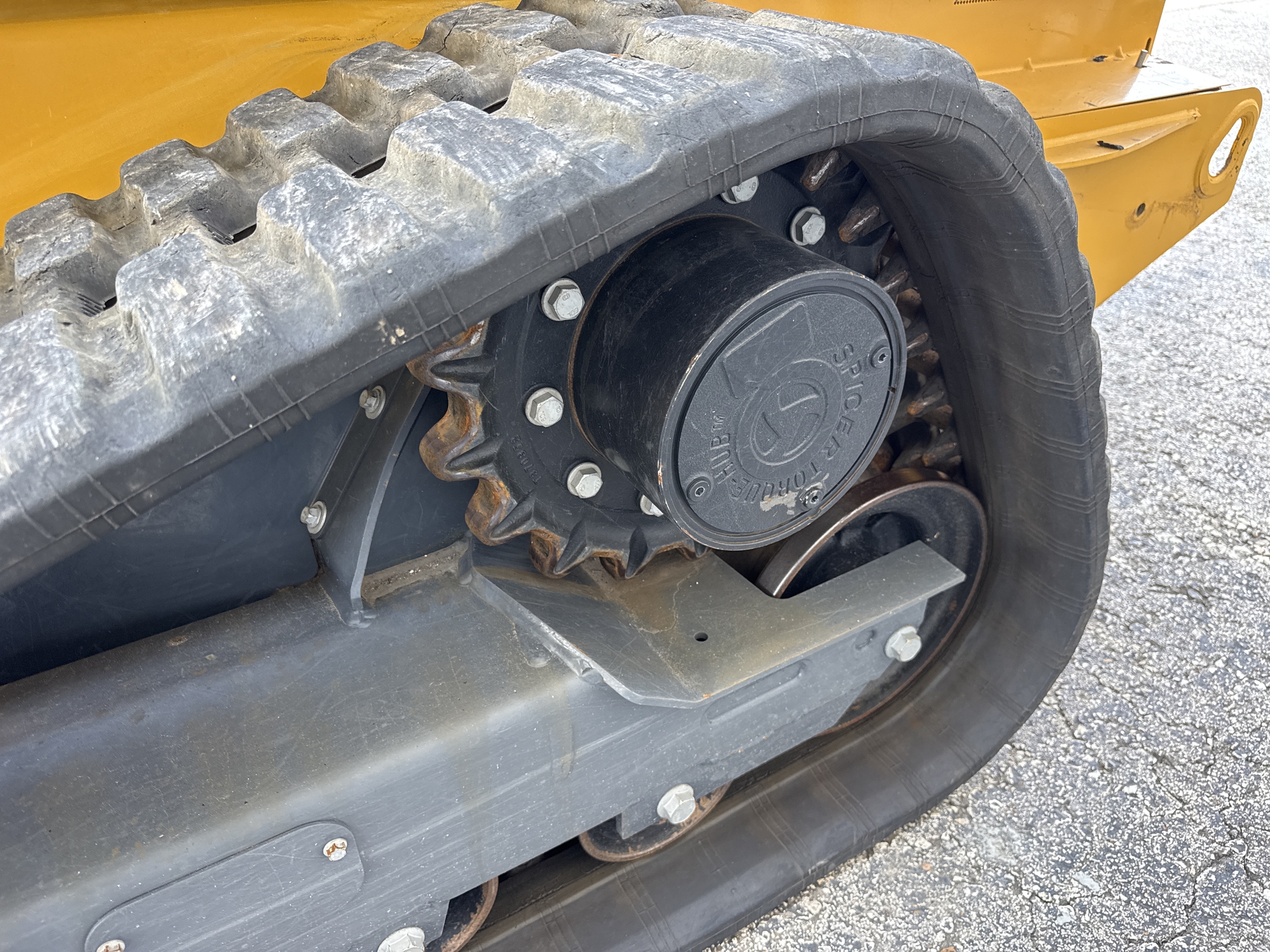 2023 John Deere 325G Image 23