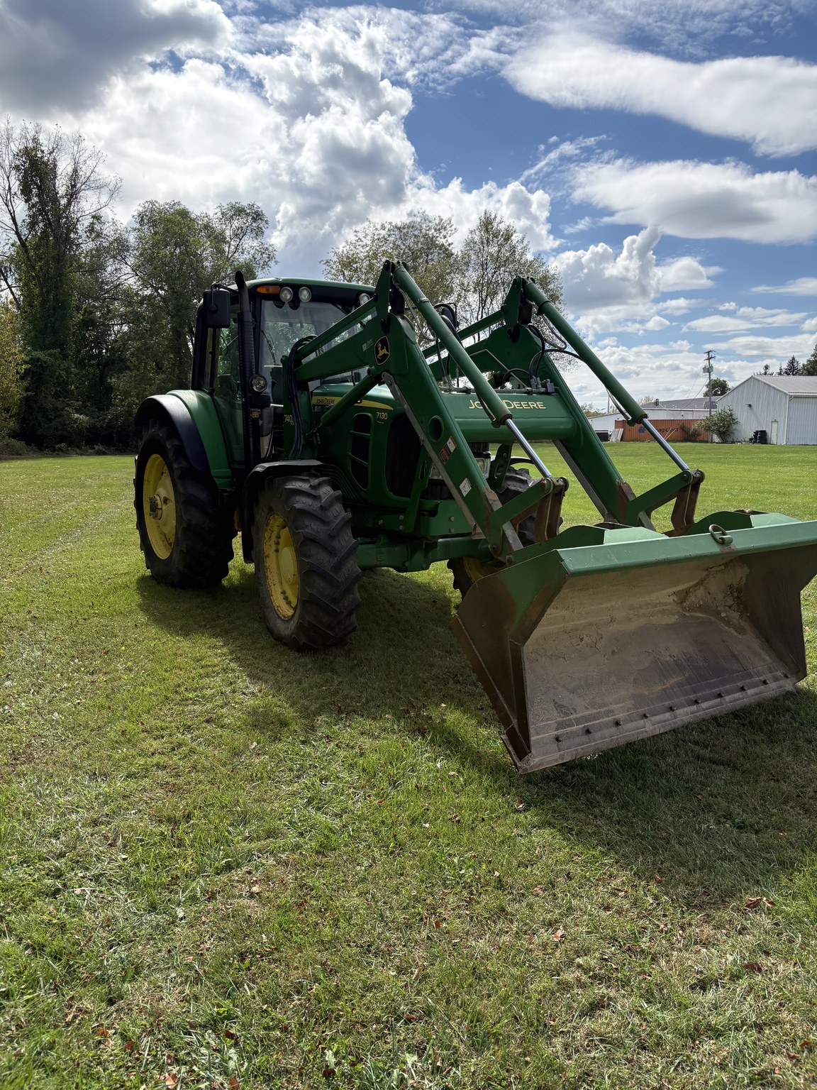 2010 John Deere 7130 Image 7