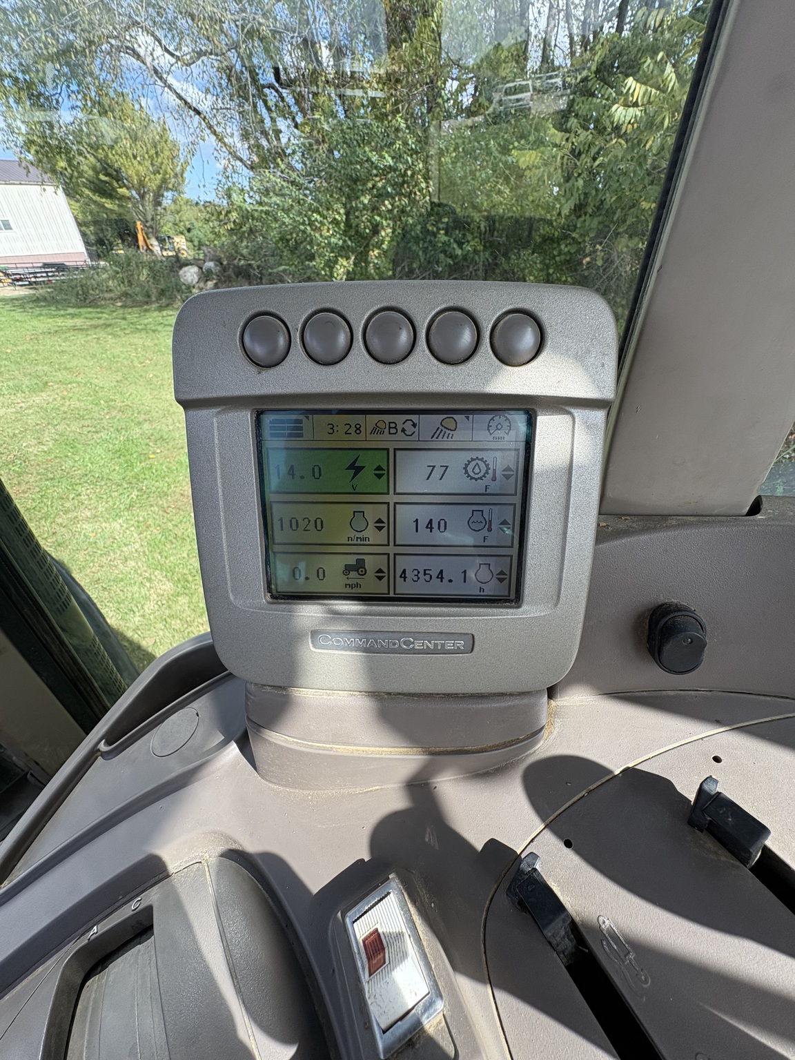 2010 John Deere 7130 Image 9