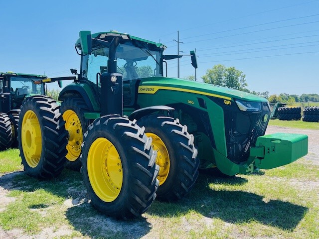 2024 John Deere 8R 370 Image 2