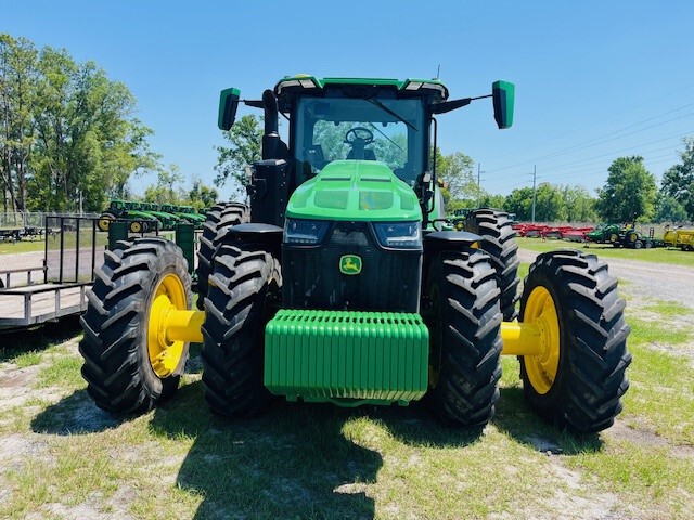 2024 John Deere 8R 370 Image 3