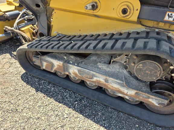2022 John Deere 333G