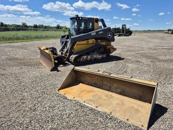2022 John Deere 333G