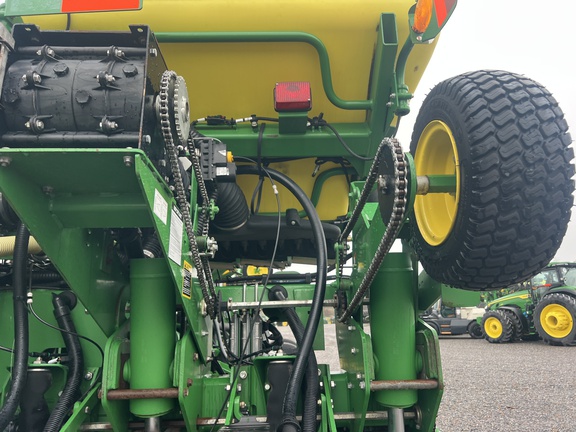 Photo of 2014 John Deere 1770NT CCS