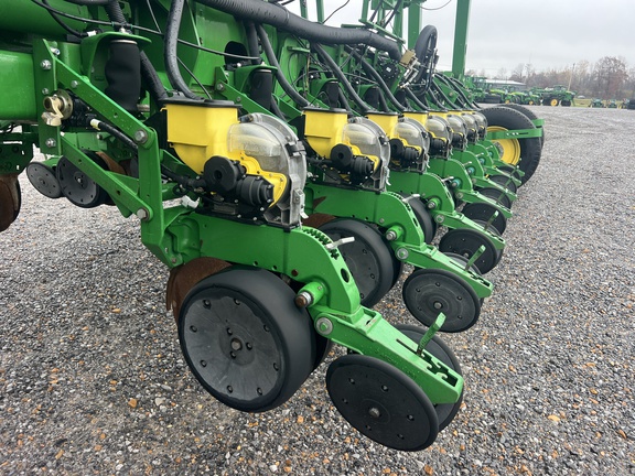 Photo of 2014 John Deere 1770NT CCS
