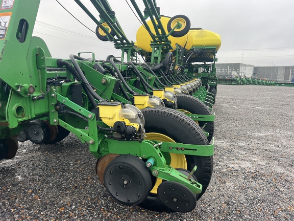 Photo of 2014 John Deere 1770NT CCS