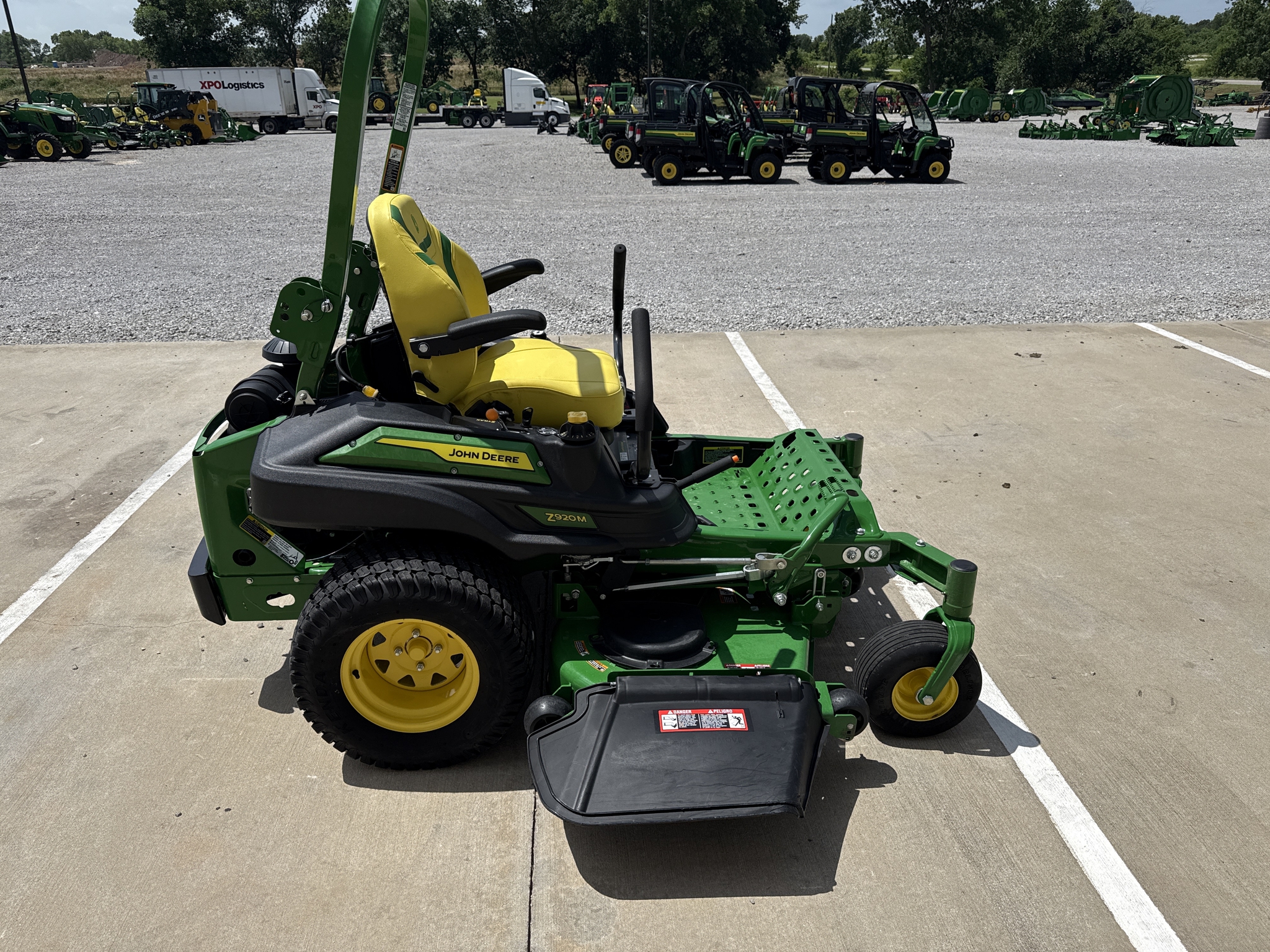 2024 John Deere Z920M Image 10