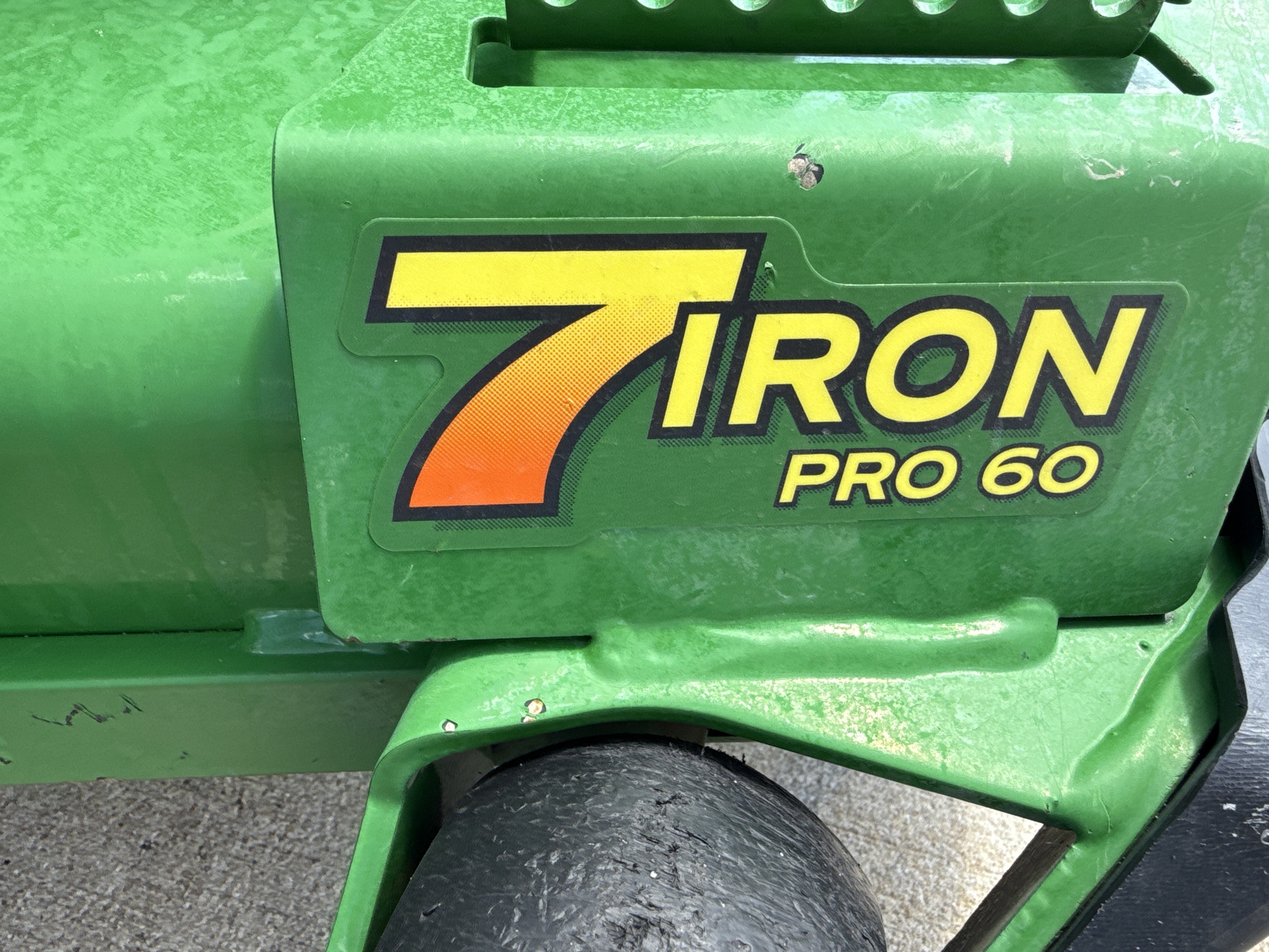 2024 John Deere Z920M Image 17