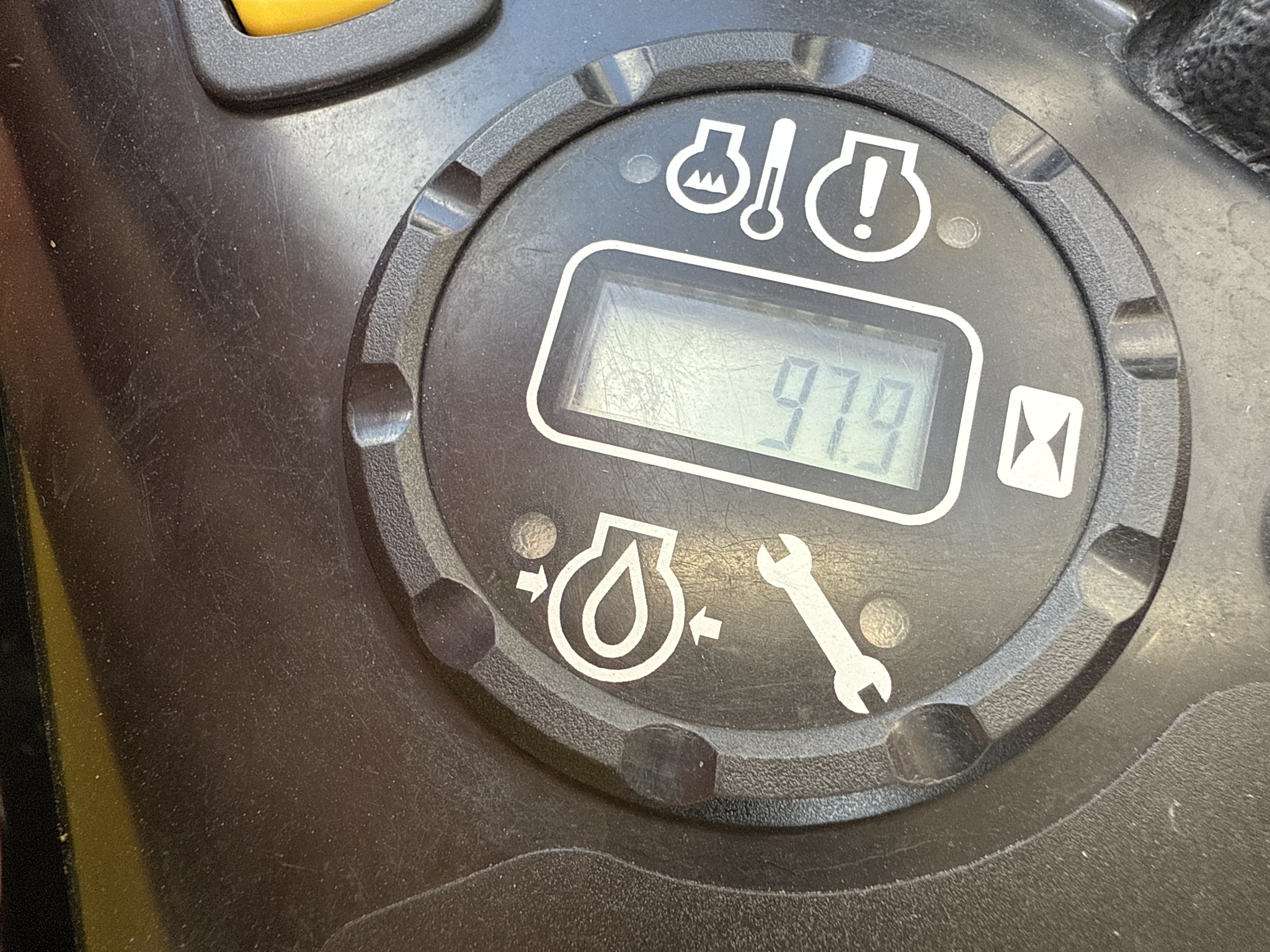 2024 John Deere Z920M Image 15