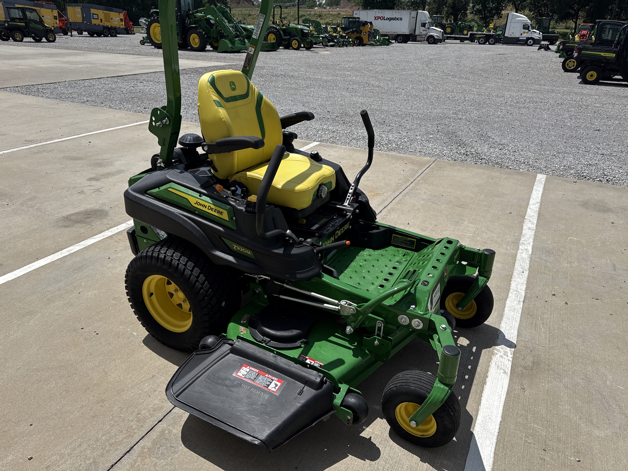 2024 John Deere Z920M Image 11