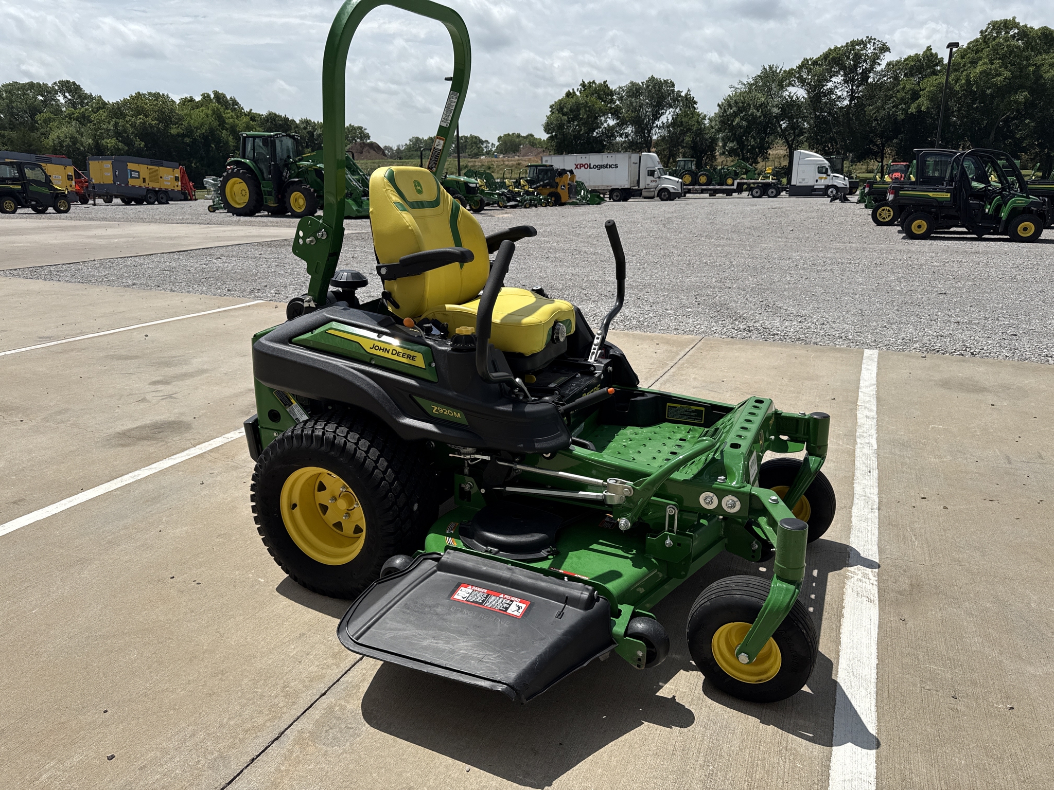 2024 John Deere Z920M Image 12
