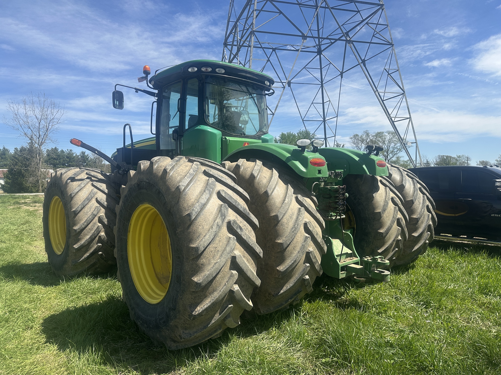 2014 John Deere 9560R Image 10