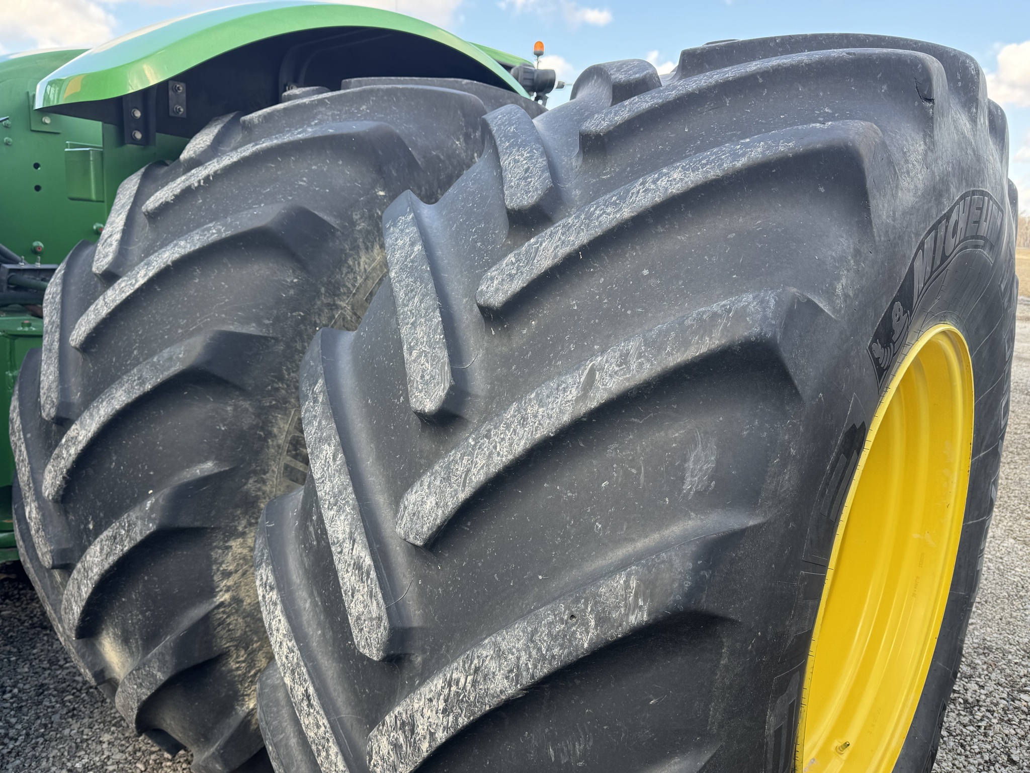 2014 John Deere 9560R Image 6