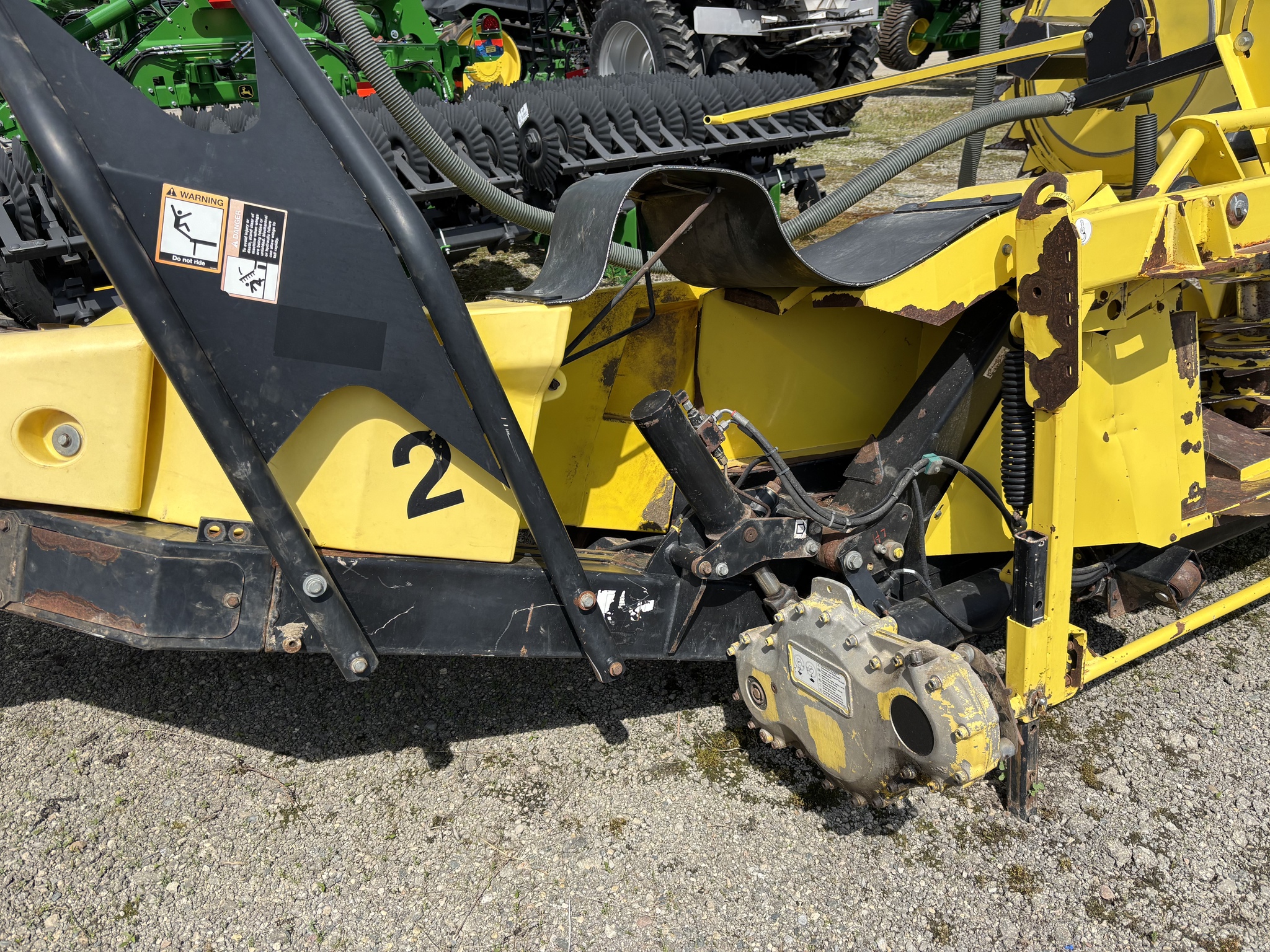 2012 John Deere 770 Image 4