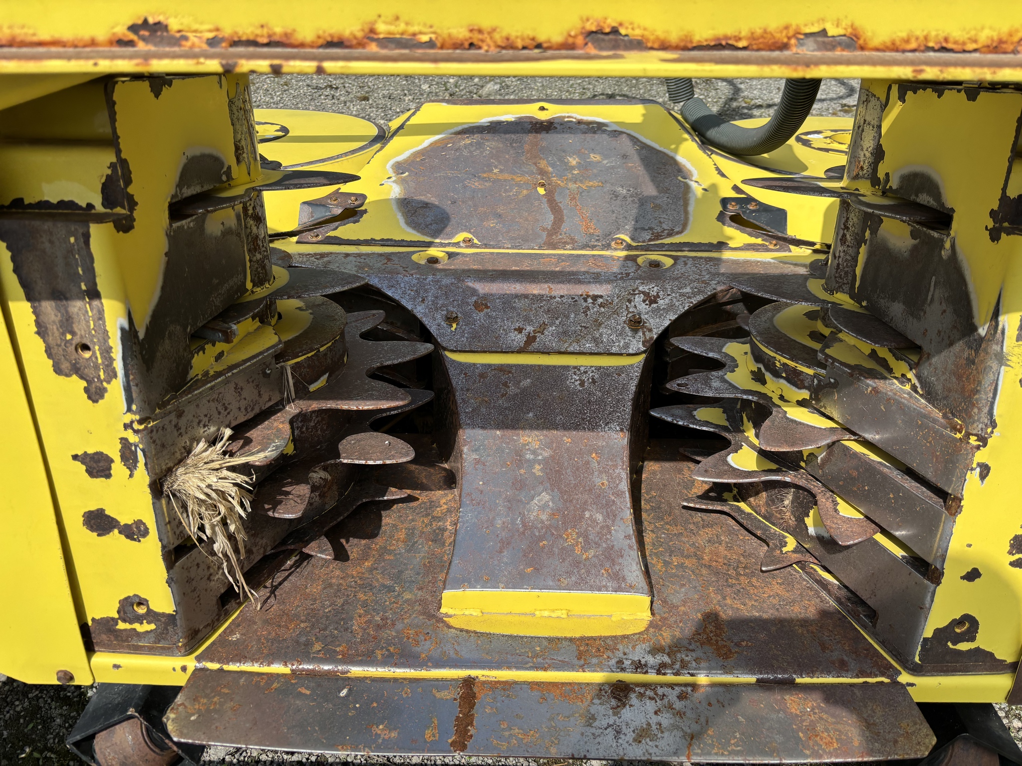 2012 John Deere 770 Image 5