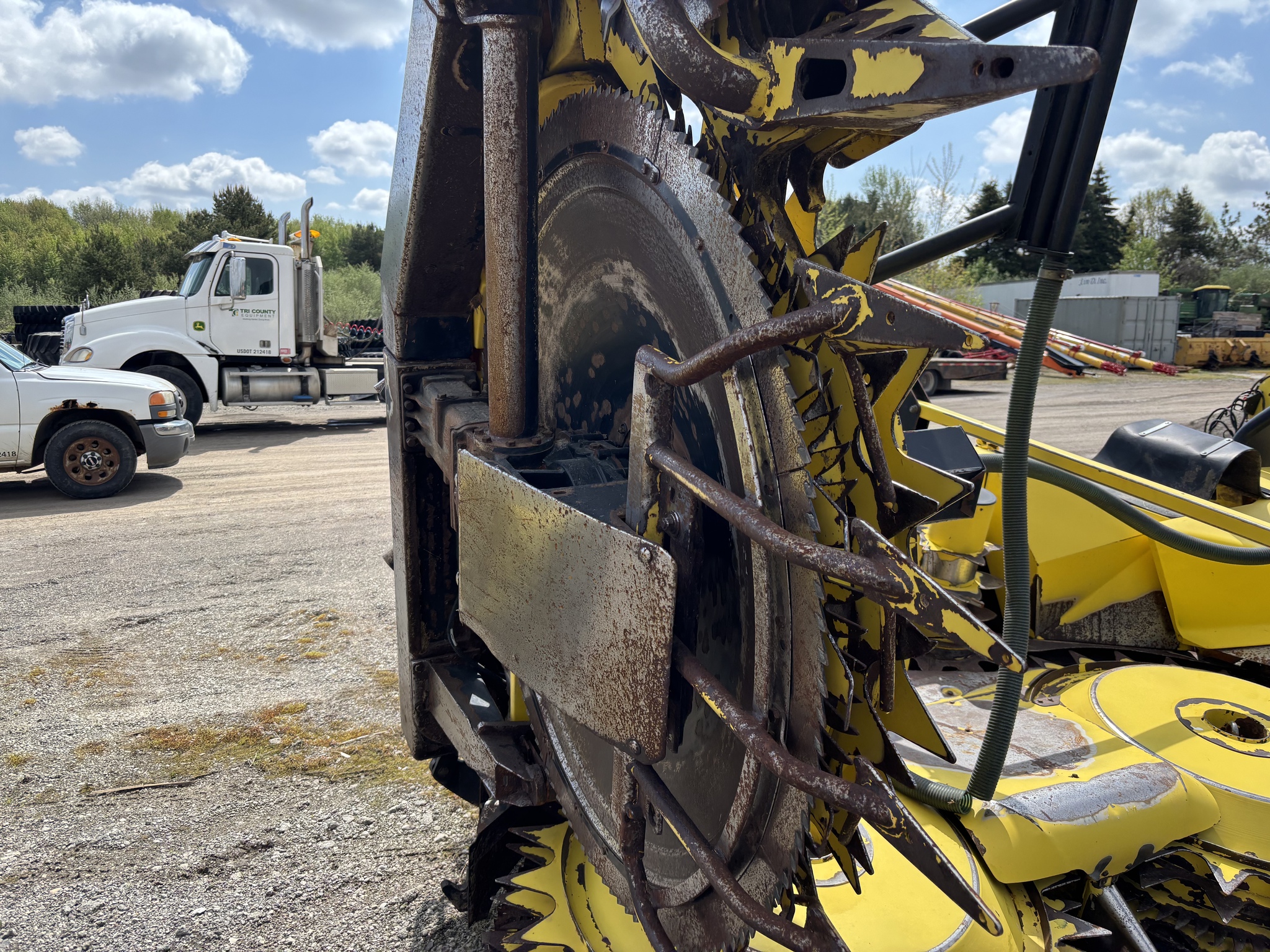 2012 John Deere 770 Image 7