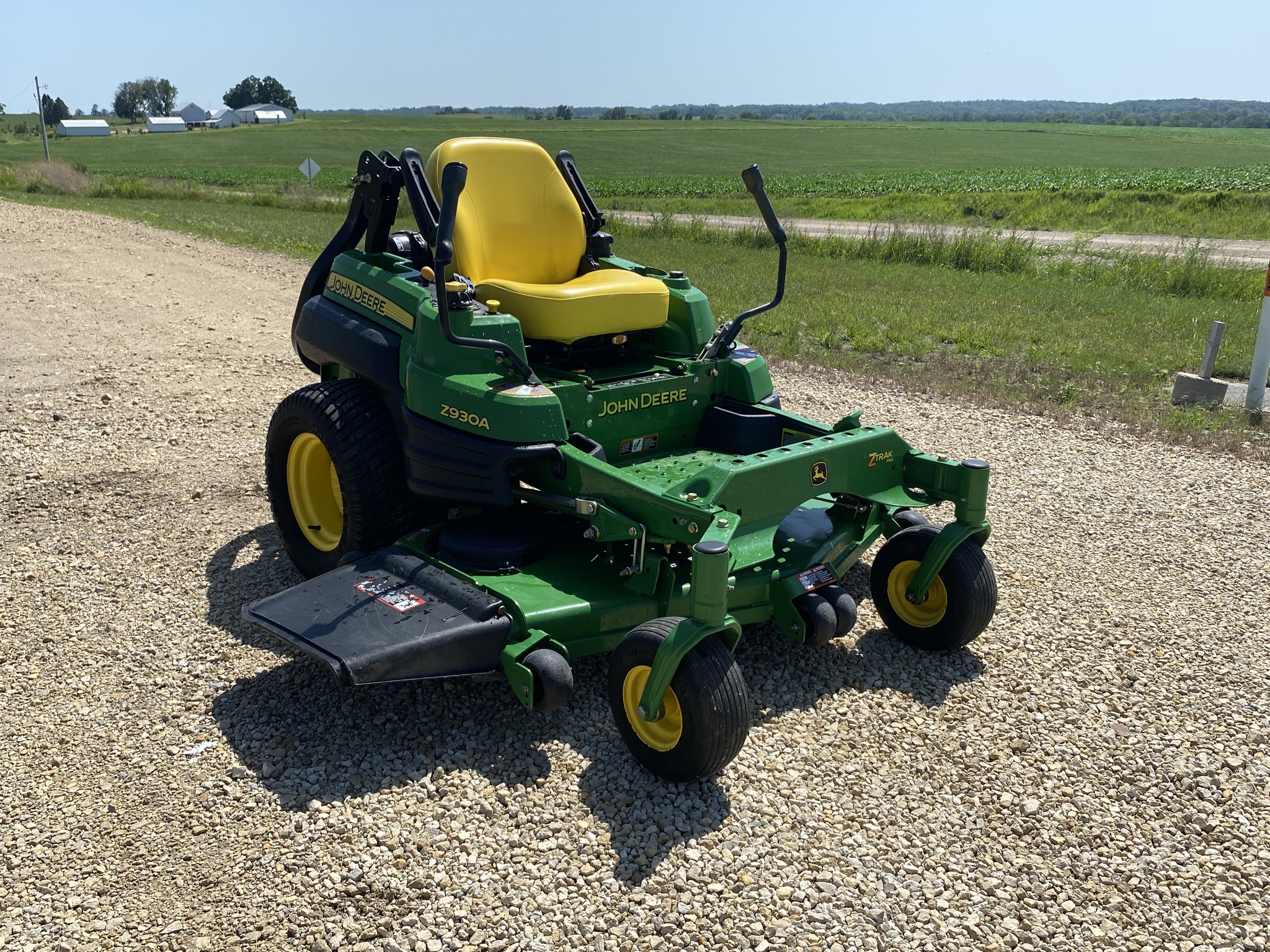 2010 John Deere Z930A Image 3