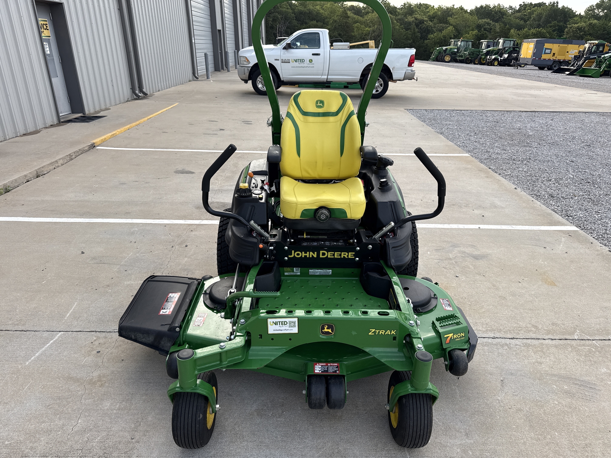 2024 John Deere Z920M Image 10