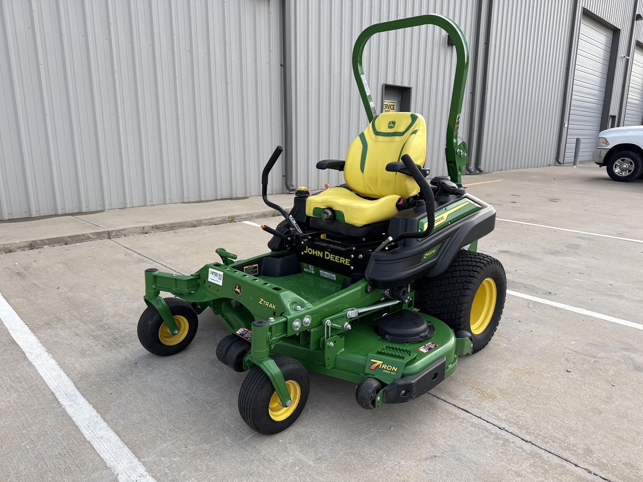 2024 John Deere Z920M Image 4