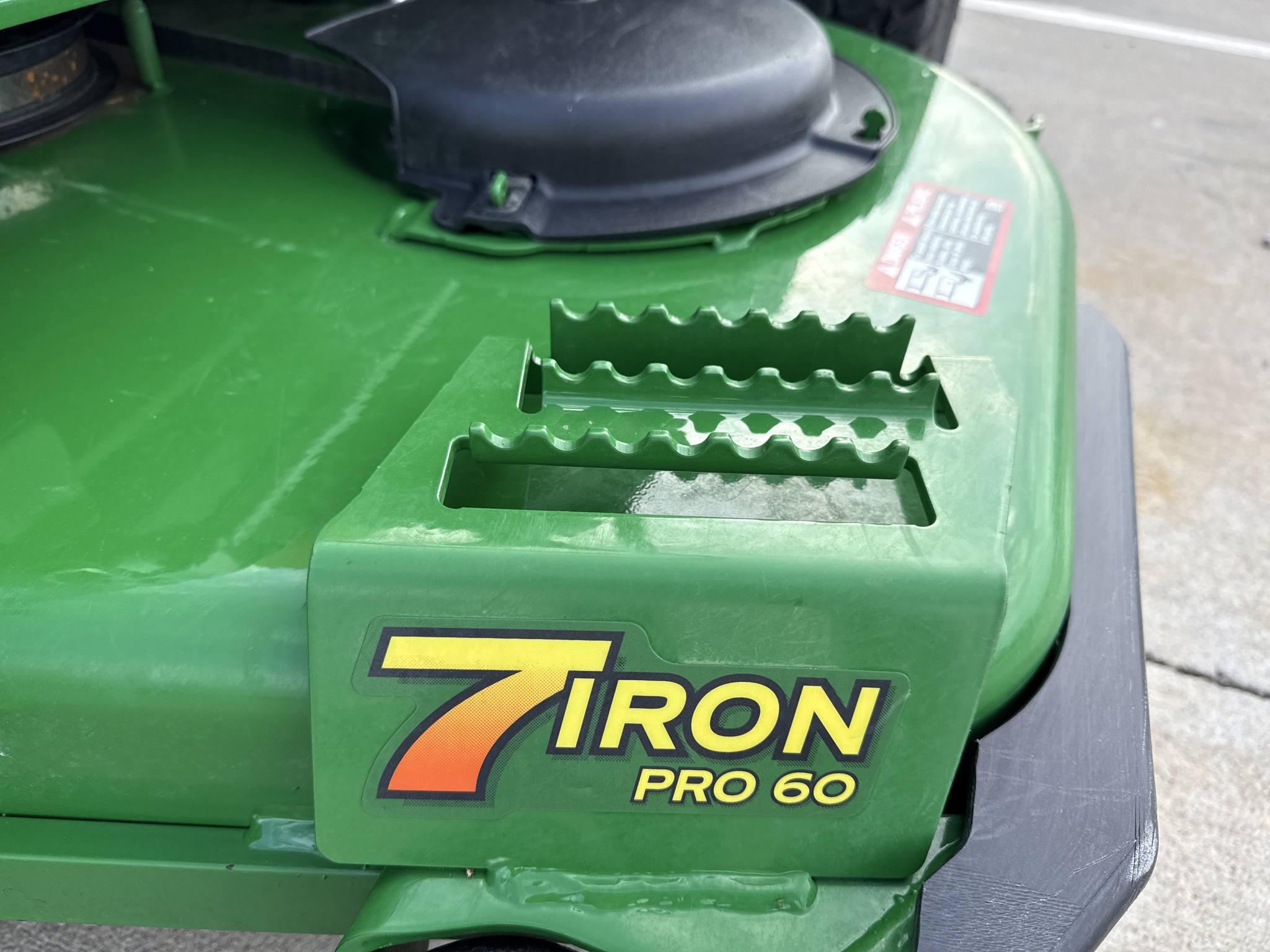 2024 John Deere Z920M Image 22