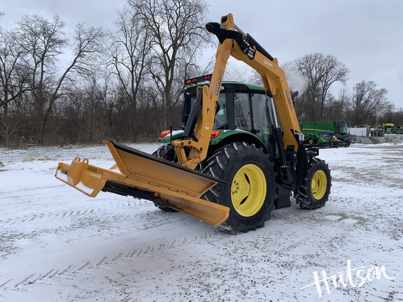 Photo of 2023 John Deere 6110M