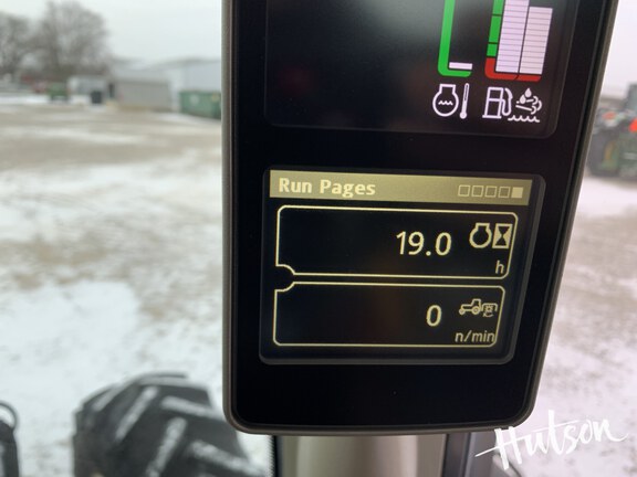 Photo of 2023 John Deere 6110M