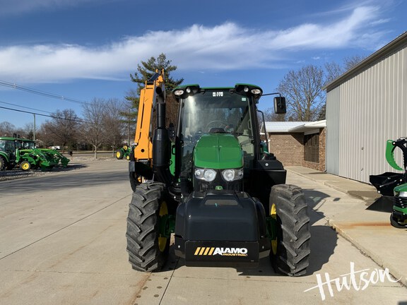Photo of 2023 John Deere 6110M