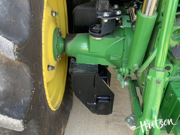 Photo of 2023 John Deere 6110M