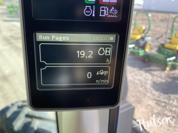 Photo of 2023 John Deere 6110M