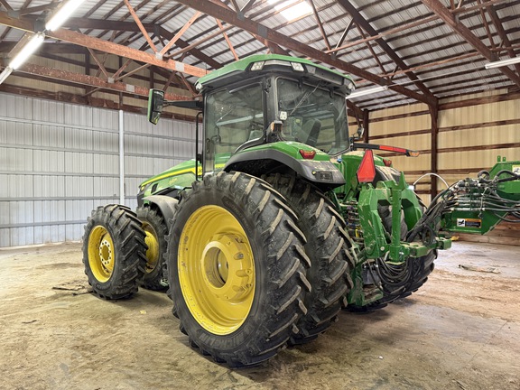 Photo of 2022 John Deere 8R 310