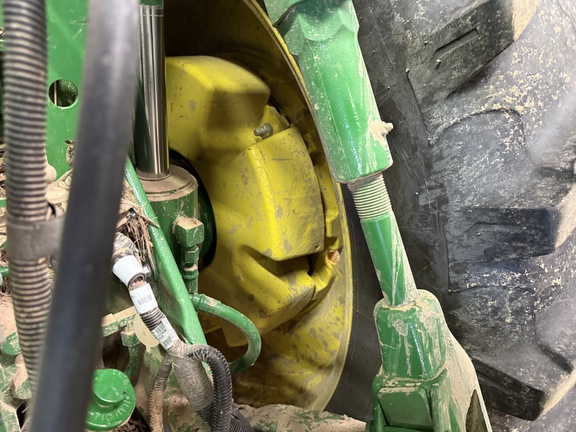 Photo of 2022 John Deere 8R 310