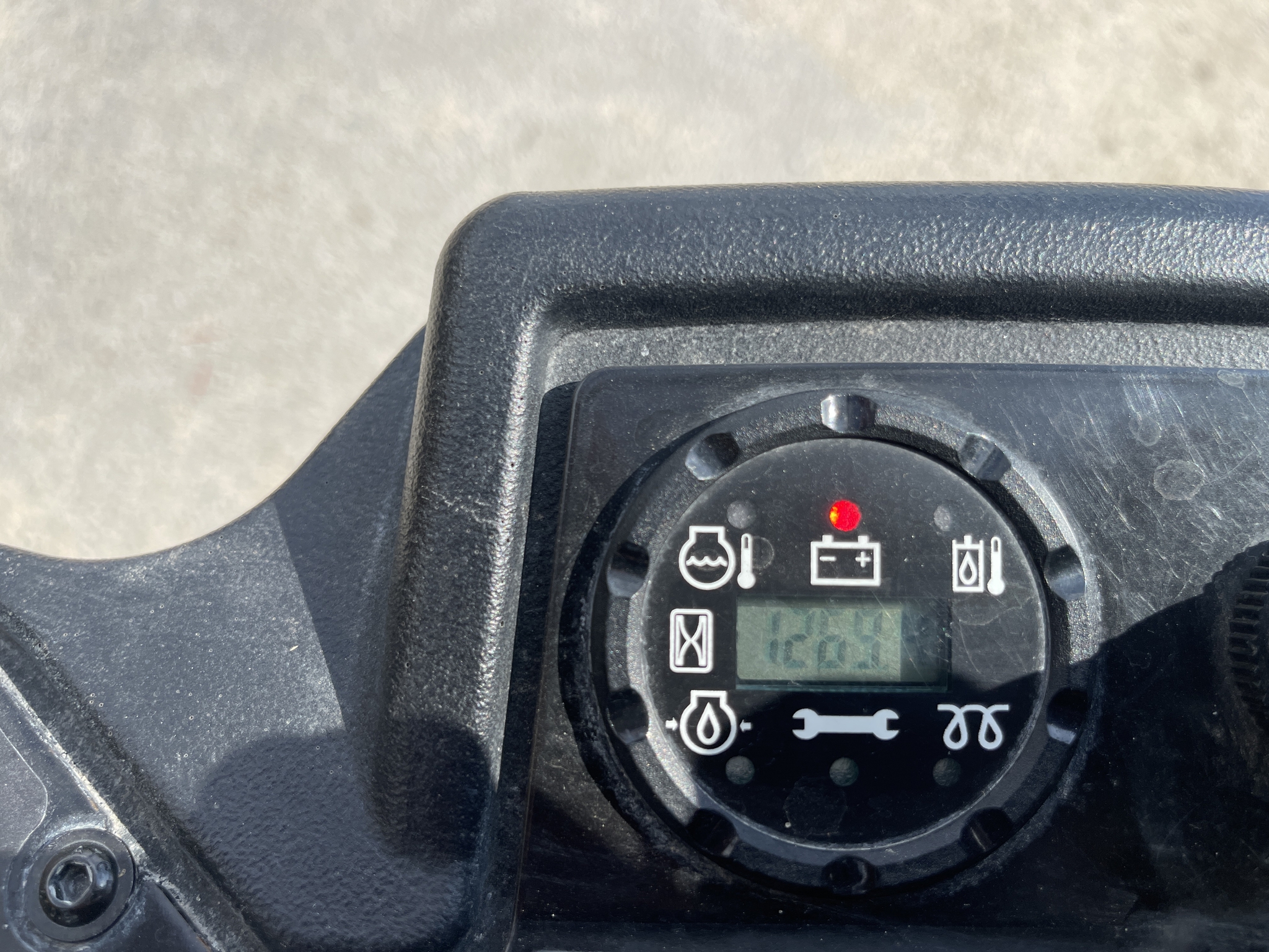 2022 John Deere 2550 Image 10