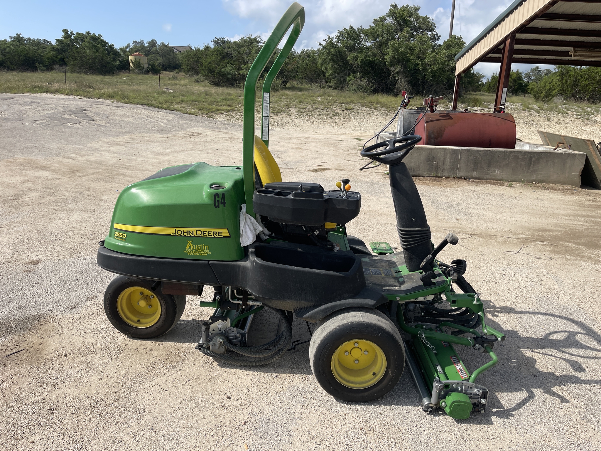 2022 John Deere 2550 Image 6