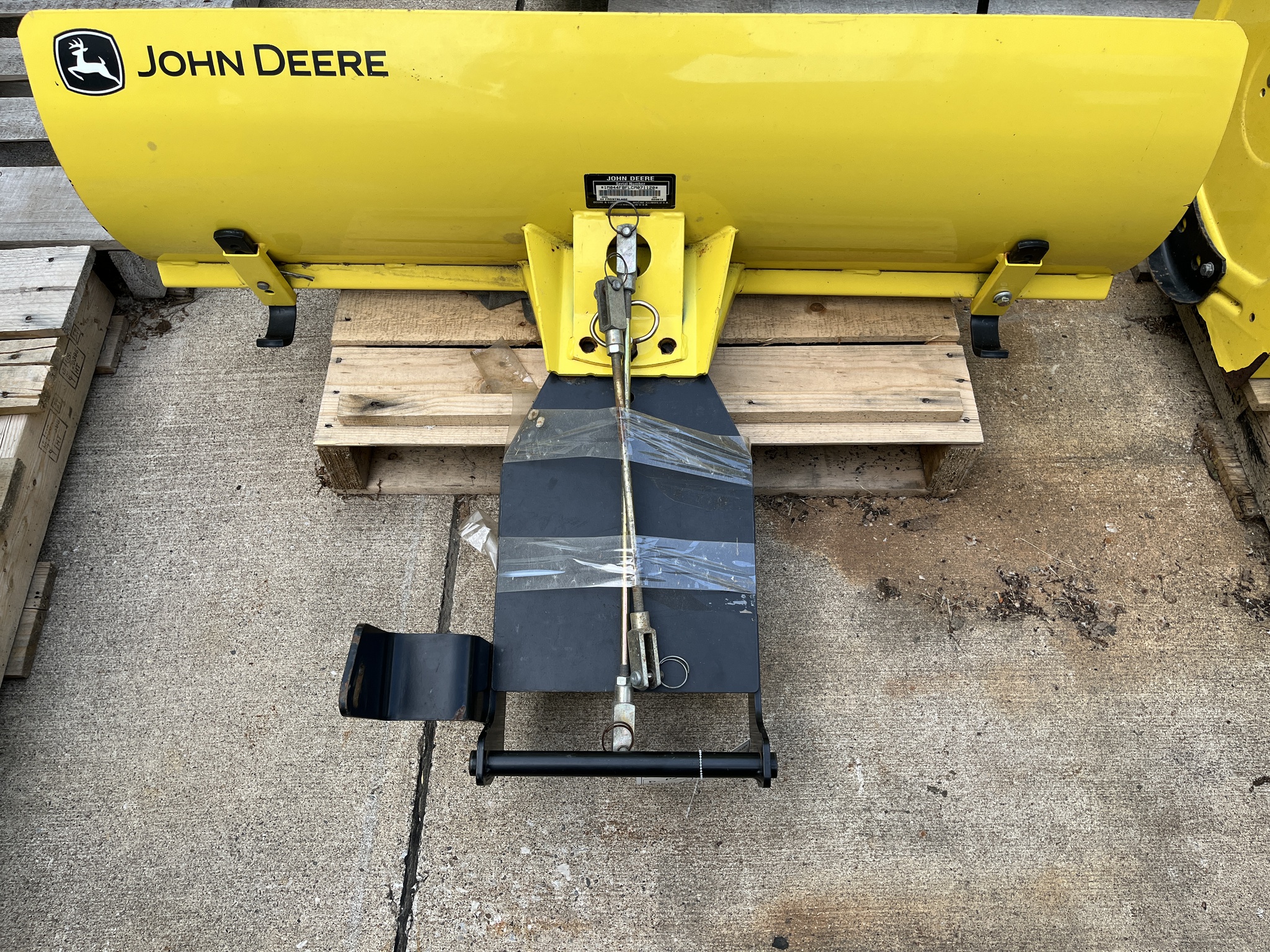 2012 John Deere 44 Image 2