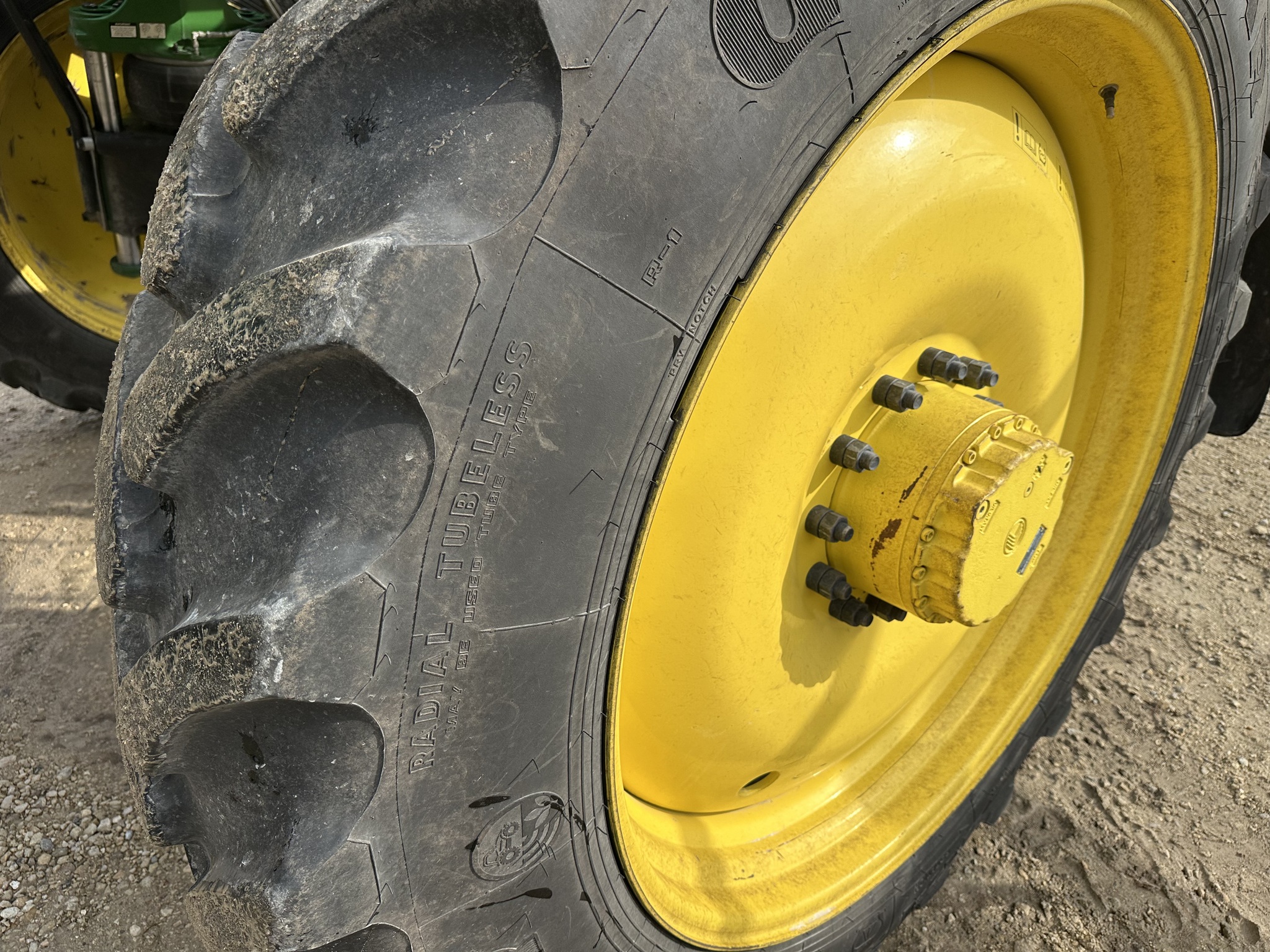 2023 John Deere 412R Image 8