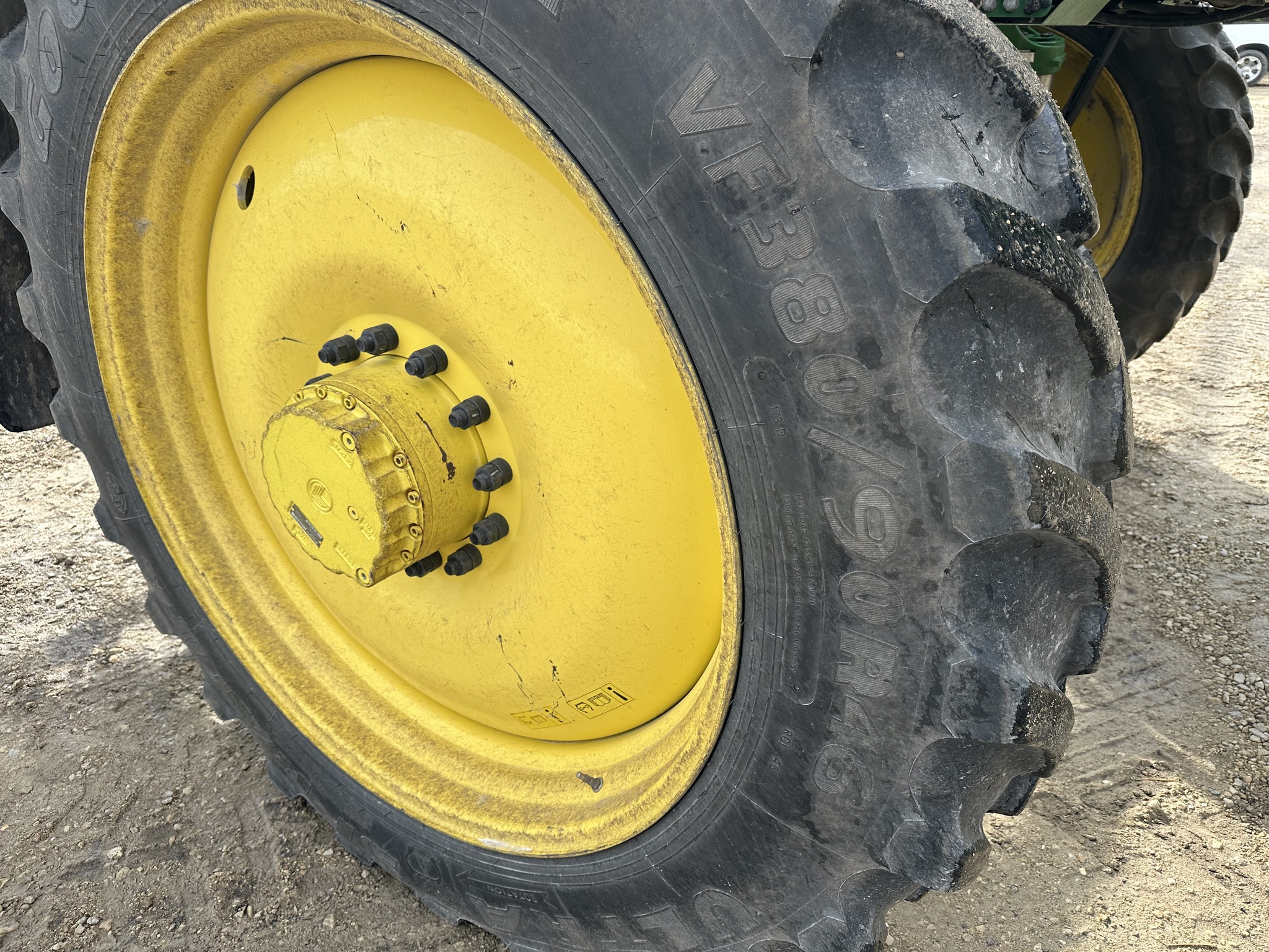 2023 John Deere 412R Image 9