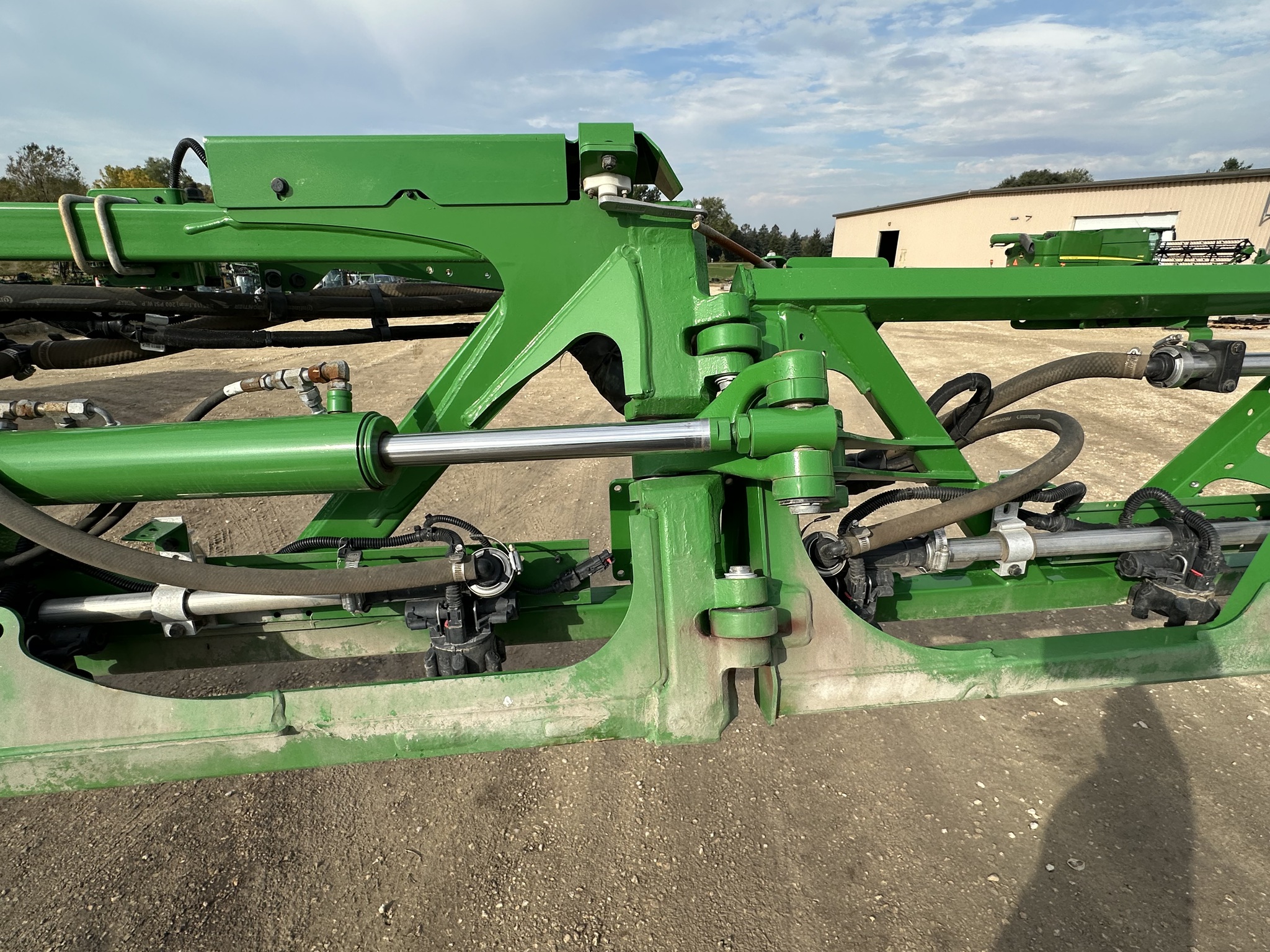 2023 John Deere 412R Image 24