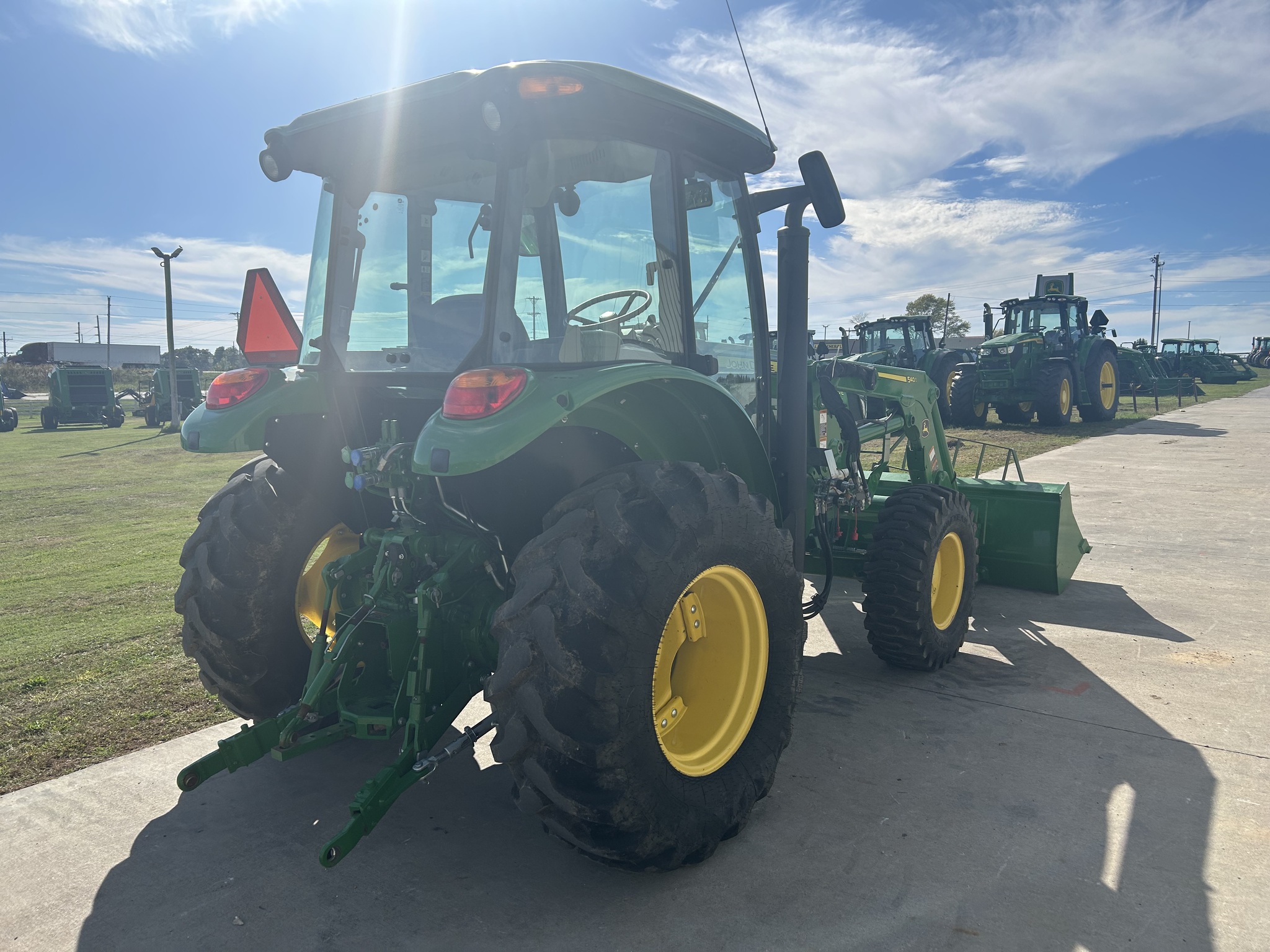  2019 John Deere 5090E at Heritage Tractor in Rogersville, MO