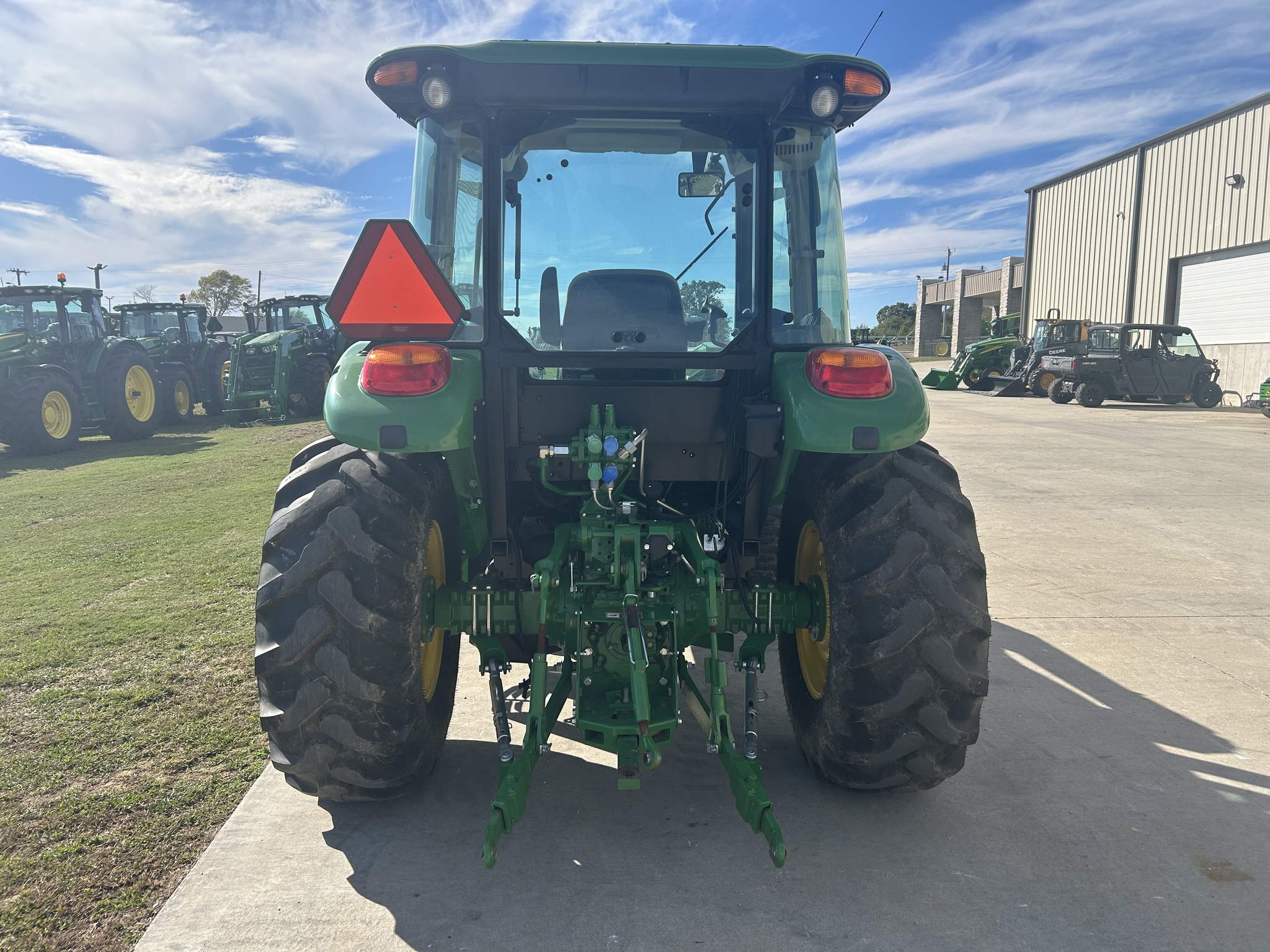  2019 John Deere 5090E at Heritage Tractor in Rogersville, MO