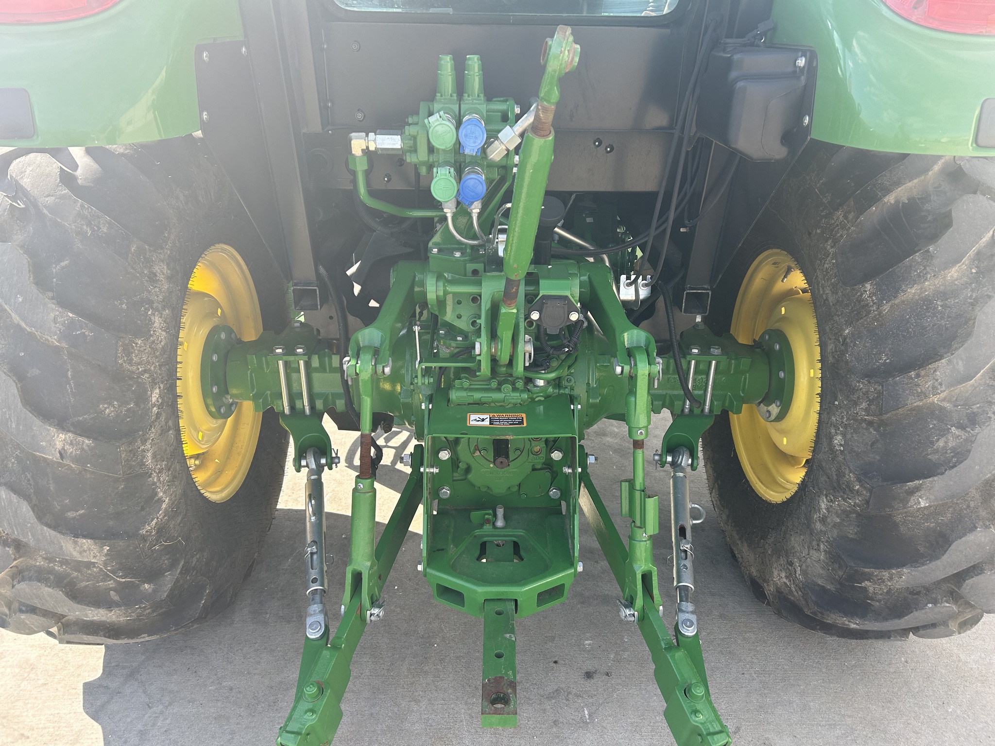  2019 John Deere 5090E at Heritage Tractor in Rogersville, MO