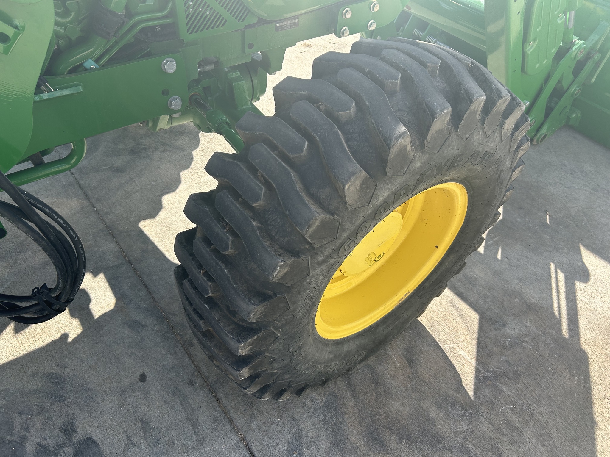  2019 John Deere 5090E at Heritage Tractor in Rogersville, MO