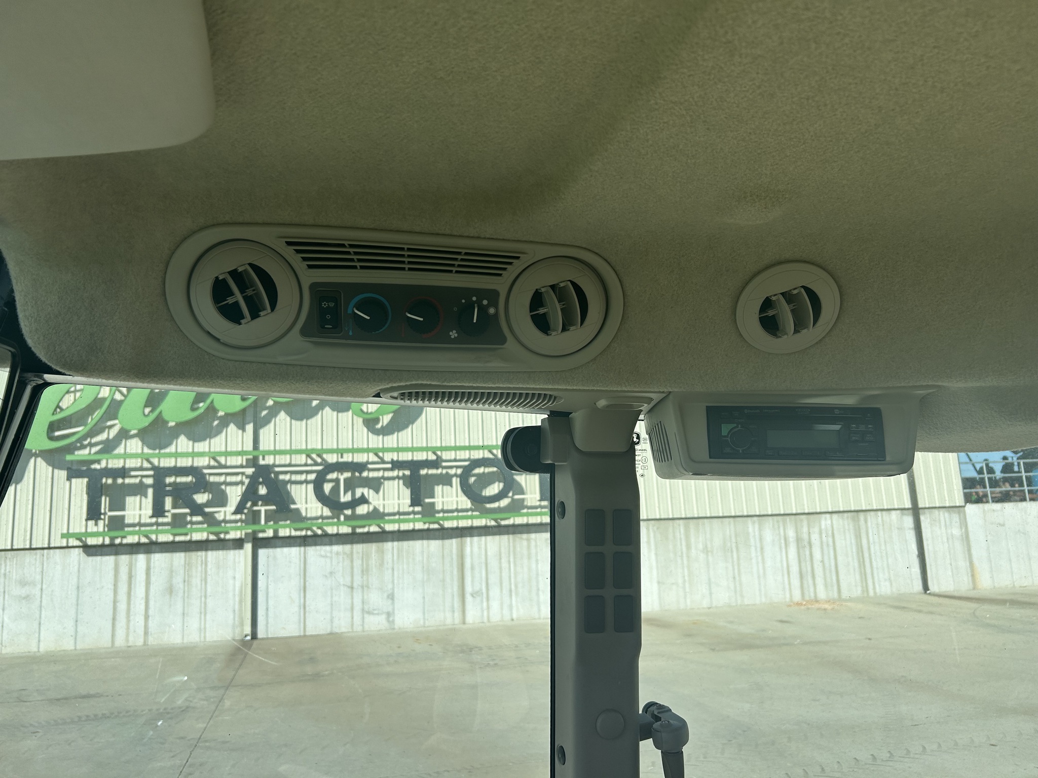  2019 John Deere 5090E at Heritage Tractor in Rogersville, MO