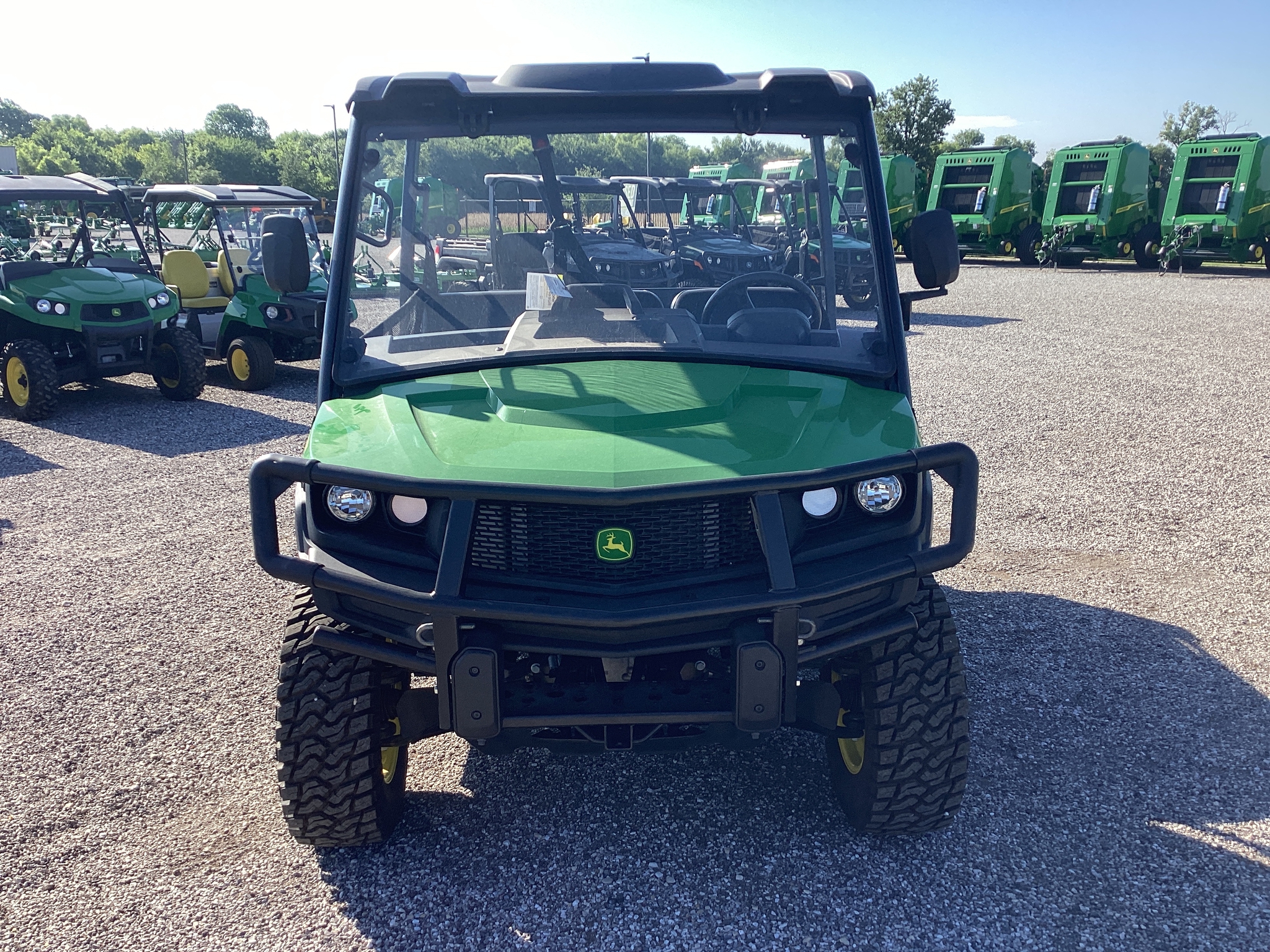 2024 John Deere XUV835M Image 7