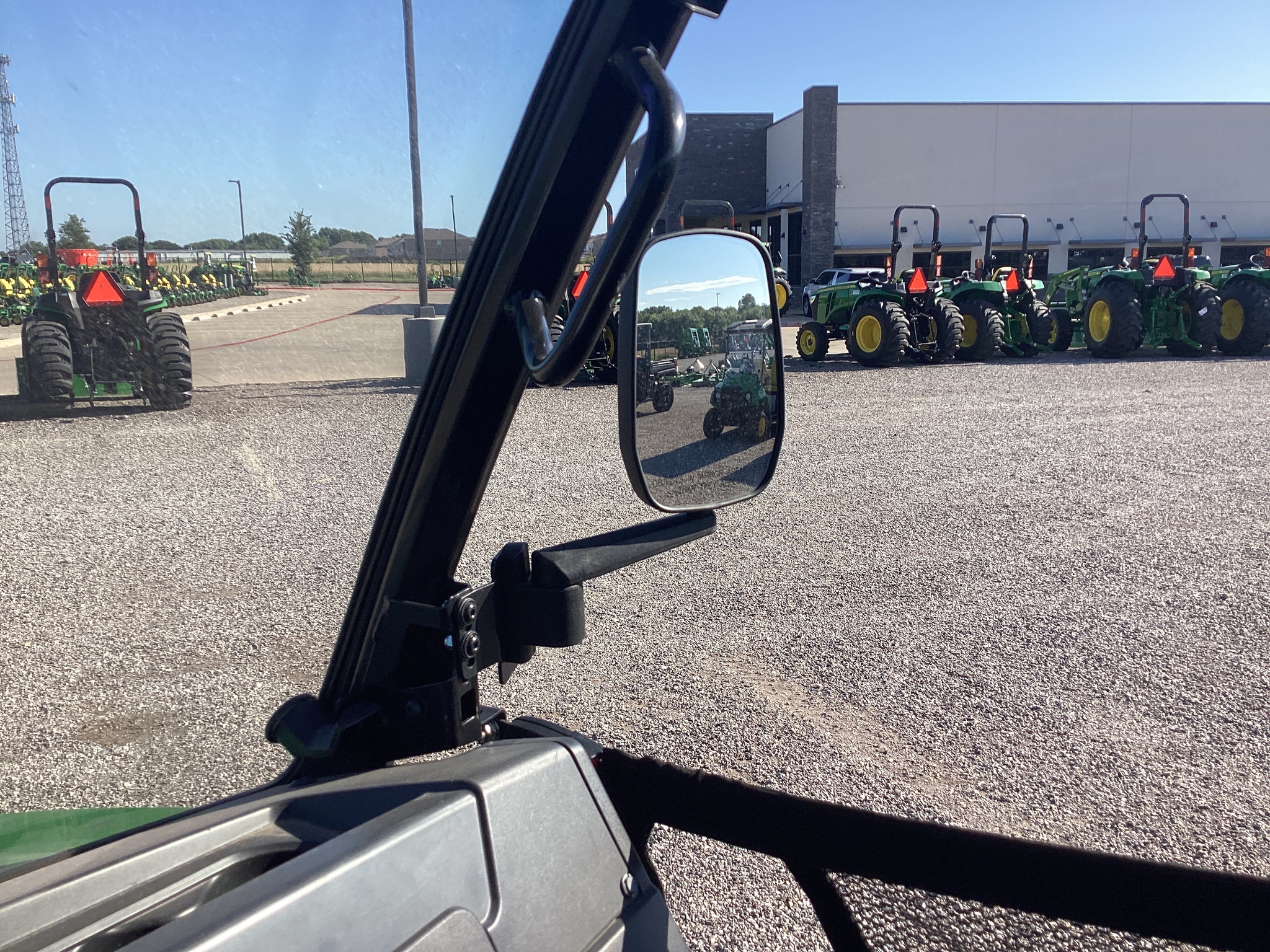 2024 John Deere XUV835M Image 14