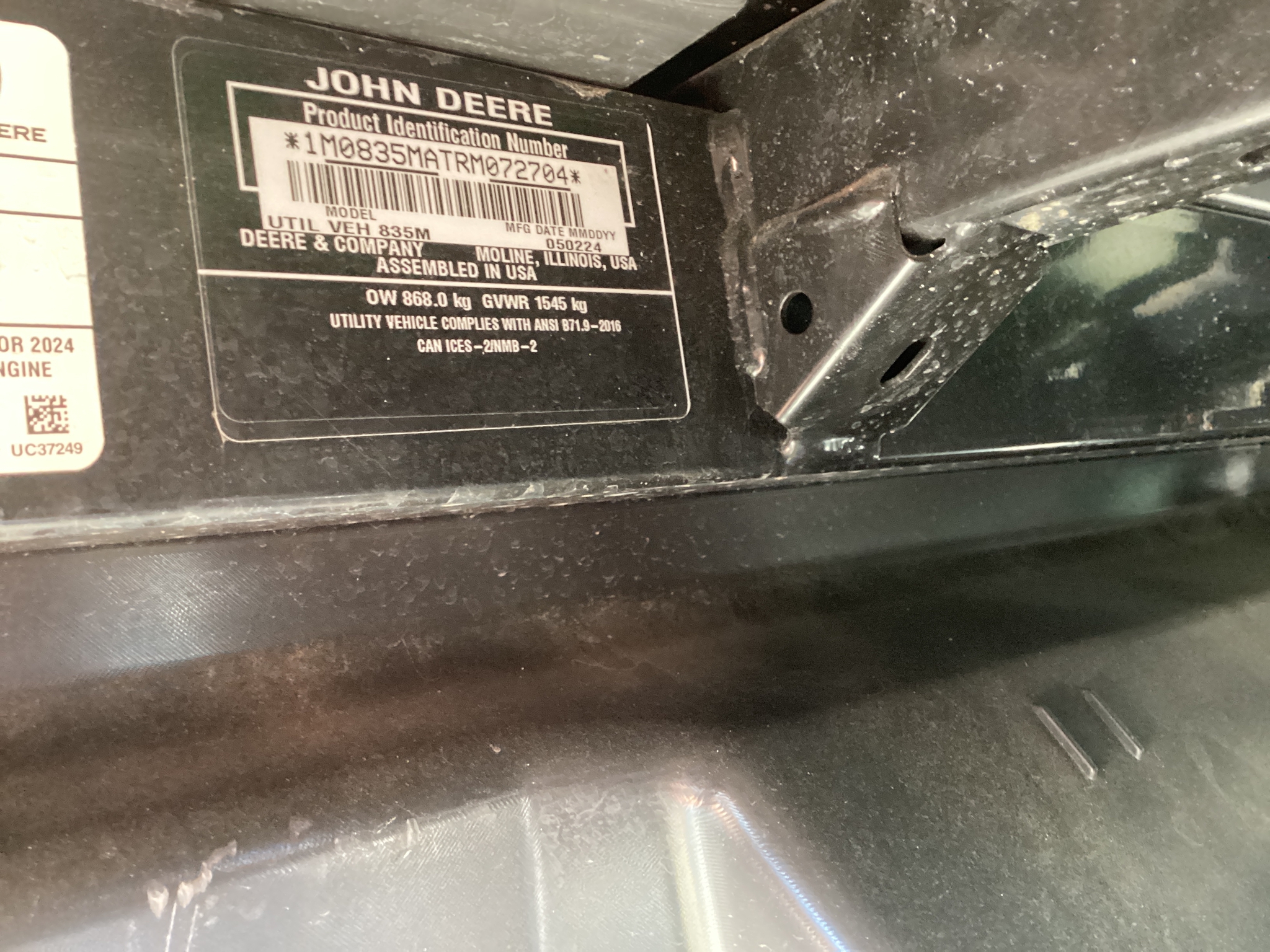 2024 John Deere XUV835M Image 15