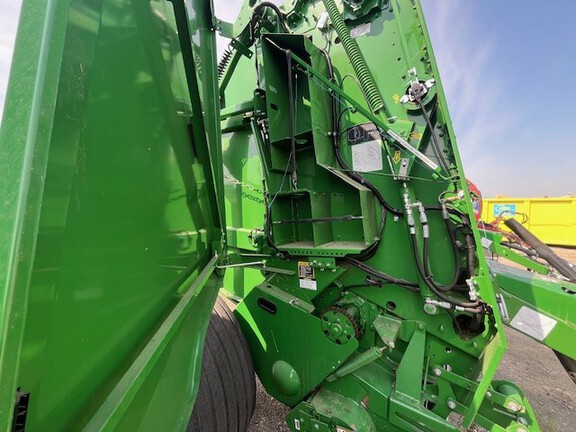 Used 2023 John Deere 560M Round Balers at Horizon Ag & Turf in Lloydminster, AB - Photo9