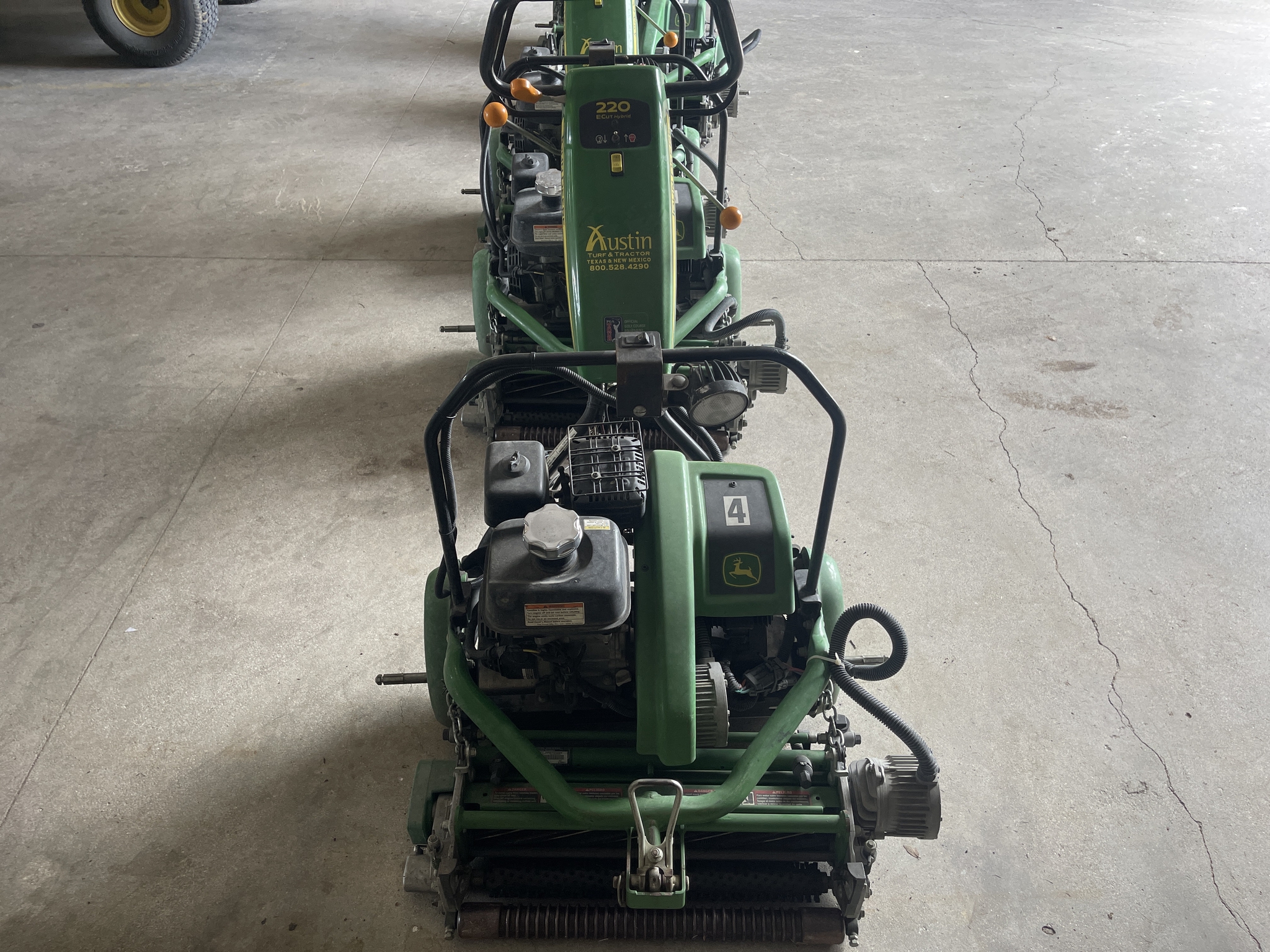 2021 John Deere 220E Image 8