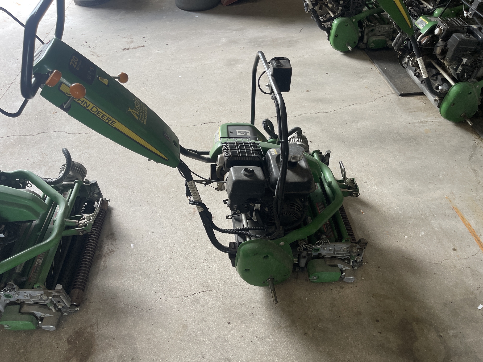 2021 John Deere 220E Image 6